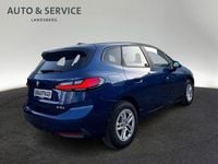 Gebraucht BMW 218 Active Tourer Luxury Line 150 PS (110 kW) 2023 Blau Van / Kleinbus