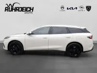 Używany BYD Seal Boost 156 KM (114 kW) 2025 Beżowy Kombi