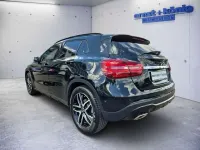 Gebraucht Mercedes GLA200 Urban 156 PS (114 kW) 2018 Kosmosblack  met. SUV