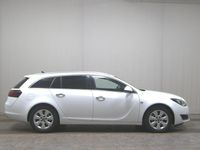 Gebraucht Opel Insignia Innovation 163 PS (119 kW) 2014 Schneeweiss/summitwhite/arctic Kombi