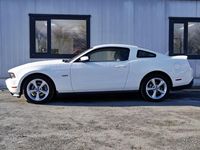 Gebraucht Ford Mustang GT 417 PS (306 kW) 2010 Weiss Coupé