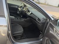 Gebraucht Opel Insignia 136 PS (100 kW) 2017 Grau Limousine
