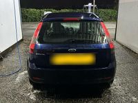 Gebraucht Ford Fiesta 85 PS (62 kW) 2005 Blau Kleinwagen