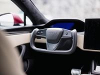 Gebraucht Tesla Model S Plaid 750 kW (1020 PS) 2023 Rot Kleinwagen