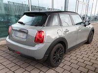 Gebraucht Mini Cooper D Pepper 116 PS (85 kW) 2018 Moonwalk grey Kleinwagen