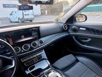 Gebraucht Mercedes E200 Avantgarde 184 PS (135 kW) 2017 Schwarz Limousine