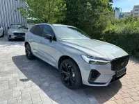 Neu Volvo XC60 Plus 310 PS (228 kW) 2025 Vapour grey SUV
