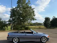 Gebraucht BMW 325 Cabriolet Sport Line 192 PS (141 kW) 1993 Blau Cabrio