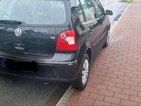 Gebraucht VW Polo 64 PS (47 kW) 2002 Schwarz Kleinwagen