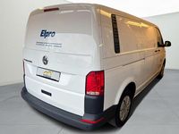 Używany VW Transporter 110 KM (80 kW) 2022 Biały Van