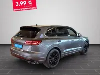 Second-hand VW Touareg R-line 231 CP (169 kW) 2023 Gri SUV