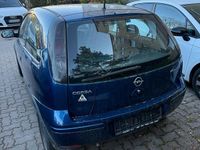 Second-hand Opel Corsa 89 CP (65 kW) 2006 Albastru Hatchback