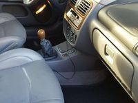 Gebraucht Renault Clio II Initiale Paris 107 PS (78 kW) 2001 Grau boreal Kleinwagen