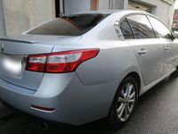 Gebraucht Renault Latitude 150 PS (110 kW) 2011 Silber Limousine