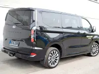 Usado Ford Tourneo Custom Titanium 170 HP (125 kW) 2025 Preto Van