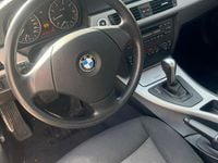 Gebraucht BMW 318 2006 Grau Limousine