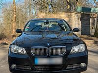 Gebraucht BMW 325 218 PS (160 kW) 2008 Schwarz Limousine