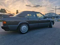 Gebraucht Mercedes 190 118 PS (86 kW) 1988 Schwarz Limousine
