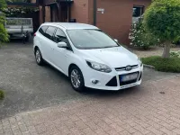 Gebraucht Ford Focus 140 PS (102 kW) 2013 Weiß Kombi