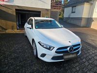 Gebraucht Mercedes A220 190 PS (139 kW) 2019 Weiß Limousine