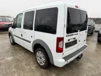 Gebraucht Ford Tourneo 110 PS (80 kW) 2012 Weiß Van / Kleinbus