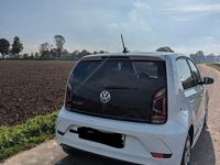Gebraucht VW e-up! 61 kW (83 PS) 2017 Weiß Kleinwagen