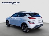 Gebraucht Hyundai Kona Select 100 kW (136 PS) 2023 Weiß SUV