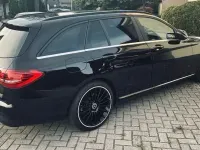 Gebraucht Mercedes C220 194 PS (142 kW) 2019 Schwarz Kombi