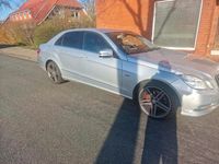 Second-hand Mercedes E300 231 CP (169 kW) 2011 Argintiu Berlinǎ