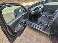 Gebraucht VW Passat 110 PS (80 kW) 2010 Grau Kombi