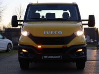 Gebraucht Iveco Daily 179 PS (131 kW) 2022 Sun yellow Van / Kleinbus