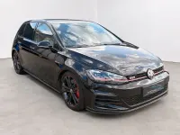 Gebraucht VW Golf VII GTI 245 PS (180 kW) 2019 Deep black Limousine