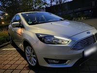 Gebraucht Ford Focus 125 PS (91 kW) 2015 Grau Limousine