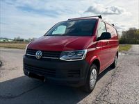 Gebraucht VW Transporter 102 PS (75 kW) 2019 Rot Van