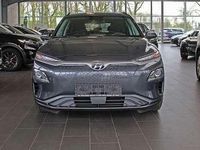 Gebraucht Hyundai Kona Advantage 100 kW (136 PS) 2021 Grau metallic SUV