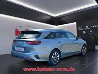 Neu Kia Ceed Vision 140 PS (102 kW) 2025 Silber Kleinwagen