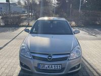 Gebraucht Opel Astra Catch Me 105 PS (77 kW) 2007 Limousine