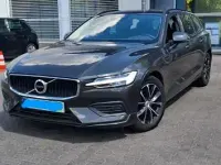 Gebraucht Volvo V60 Momentum 163 PS (119 kW) 2021 Kombi