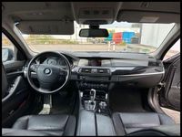 Gebraucht BMW 520 184 PS (135 kW) 2012 Schwarz Kombi