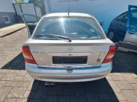 Gebraucht Opel Astra 75 PS (55 kW) 2000 Silber Limousine