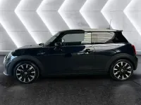 Gebraucht Mini Cooper SE 135 kW (184 PS) 2023 Schwarz Kleinwagen