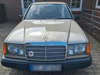 Gebraucht Mercedes E230 136 PS (100 kW) 1988 Andere farben Limousine