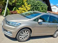 Gebraucht VW Touran Highline 150 PS (110 kW) 2017 Beige Van / Kleinbus