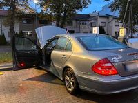 Gebraucht Mercedes E320 204 PS (150 kW) 2005 Grau Limousine