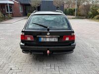 Gebraucht BMW 520 136 PS (100 kW) 2002 Schwarz Kombi