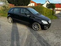 Gebraucht Mercedes B180 116 PS (85 kW) 2011 Schwarz Van / Kleinbus
