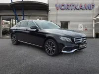 Gebraucht Mercedes E220 Avantgarde 194 PS (142 kW) 2018 Obsidianschwarz (metallic) Limousine