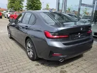 Używany BMW 330e Advantage 252 KM (185 kW) 2020 Szary Sedan/Limuzyna