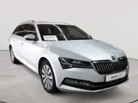 Gebraucht Skoda Superb Style 200 PS (147 kW) 2023 Brillantsilber metallic Kombi