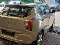 Neu KGM Tivoli 163 PS (119 kW) 2026 Beige SUV